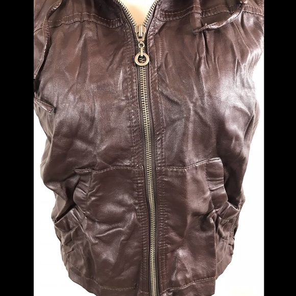 ❗️SOLD❗️Forever 21 Brown PU Leather Hooded Vest - Picture 3 of 4